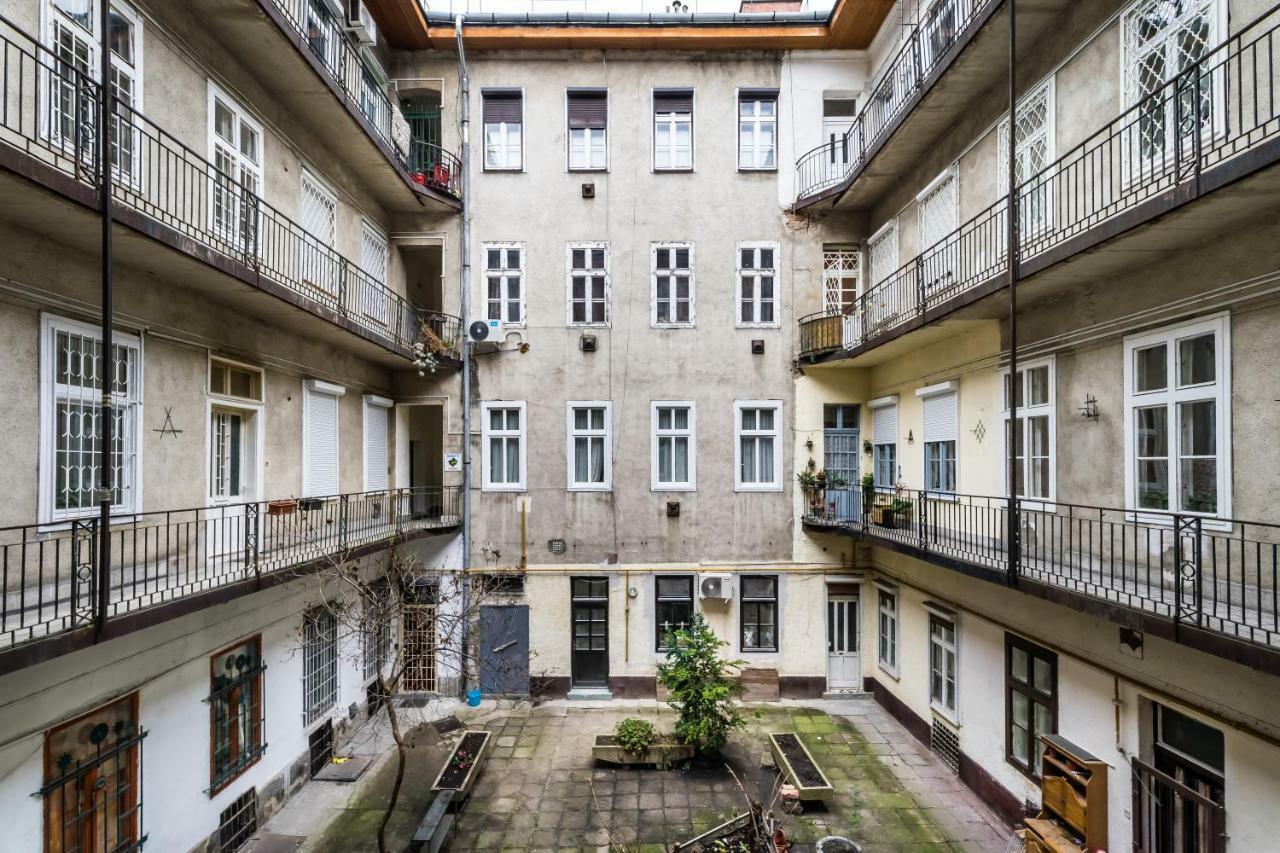 Bpr Bright Sapphire Apartment Budapesta Exterior foto